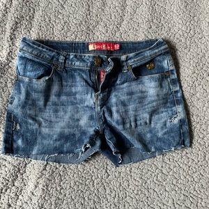 Vintage Y2K Apple Bottoms Jean Shorts